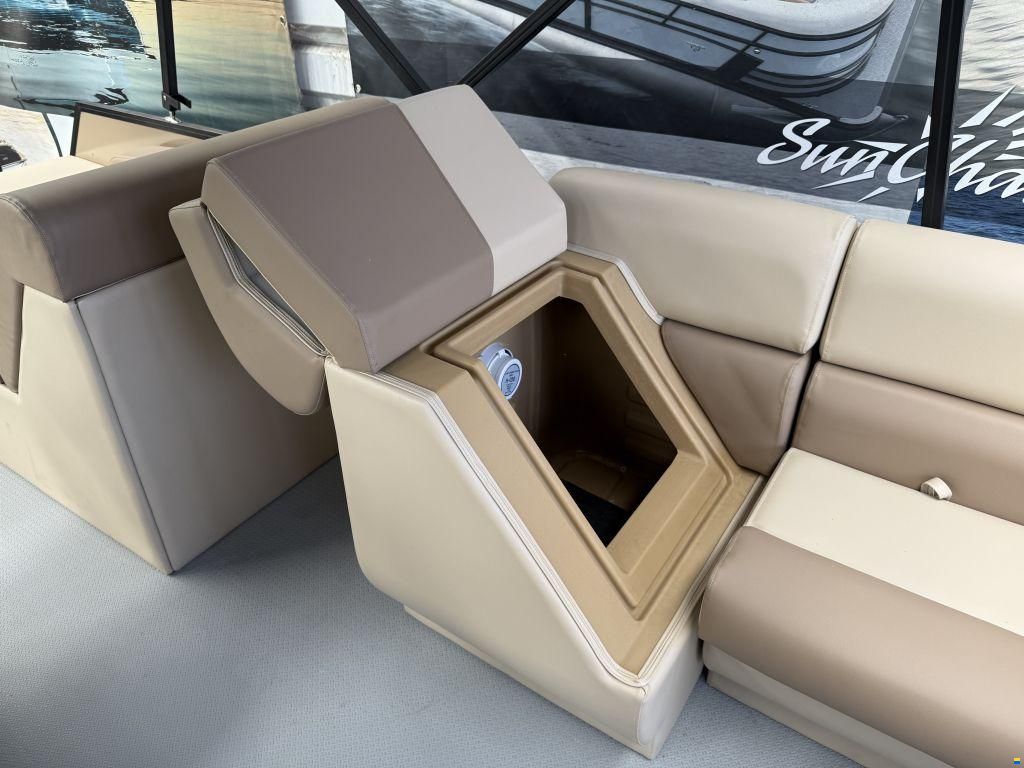 Funcruiser Pontoon 650 - NIEUW