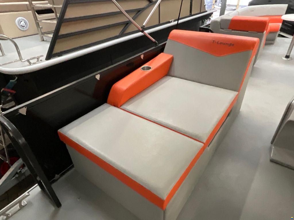 Funcruiser Pontoon 650 - NIEUW