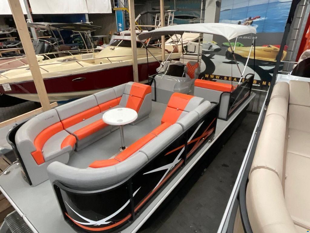 Pontoon 650 - NIEUW