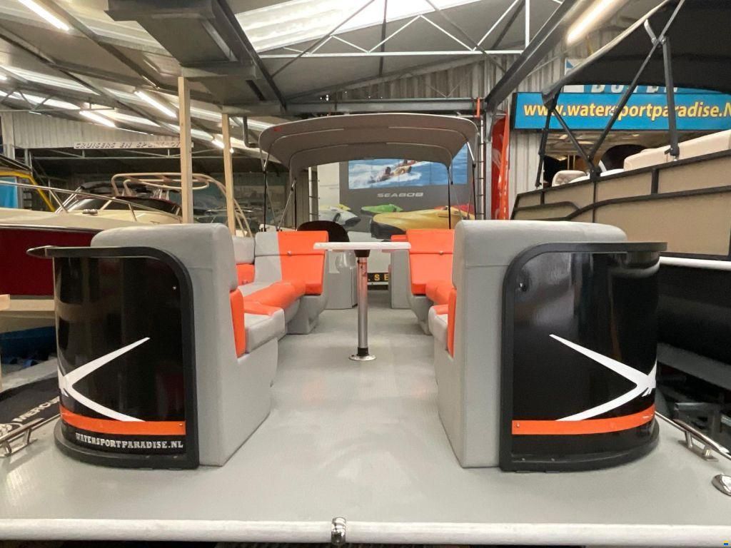 Pontoon 650 - NIEUW