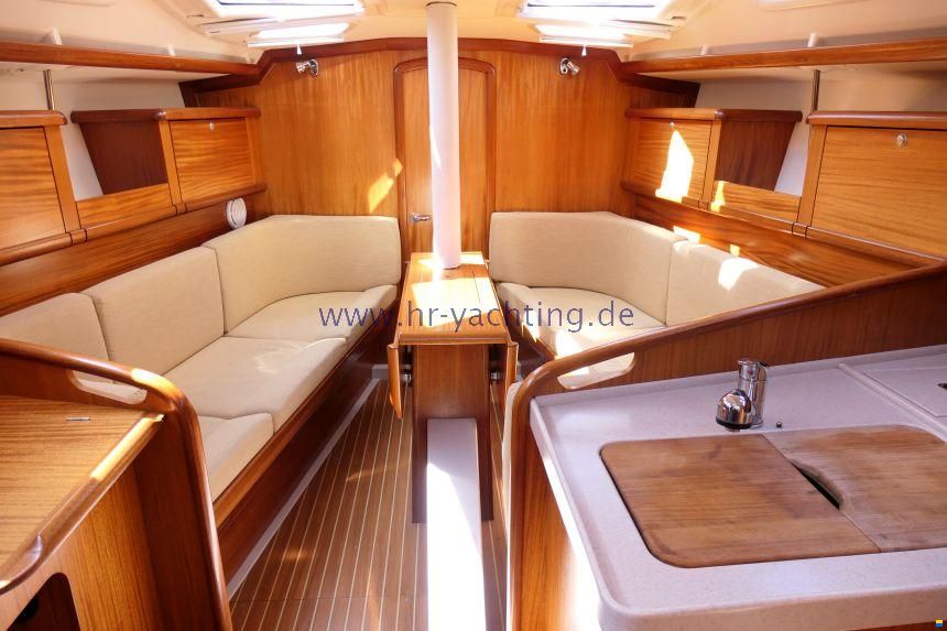 Delphia 37