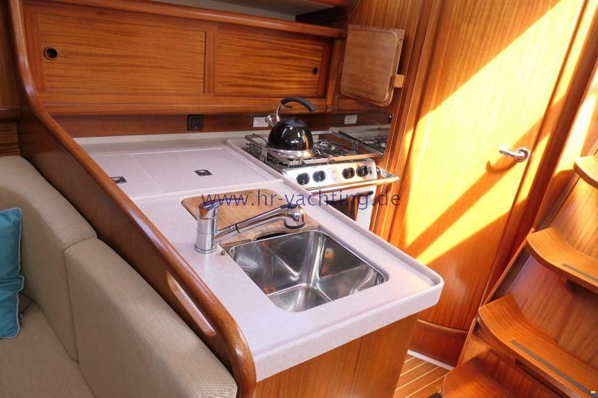 Delphia 37