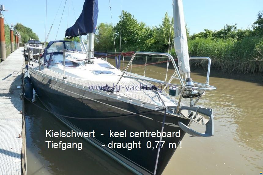 Delphia 37