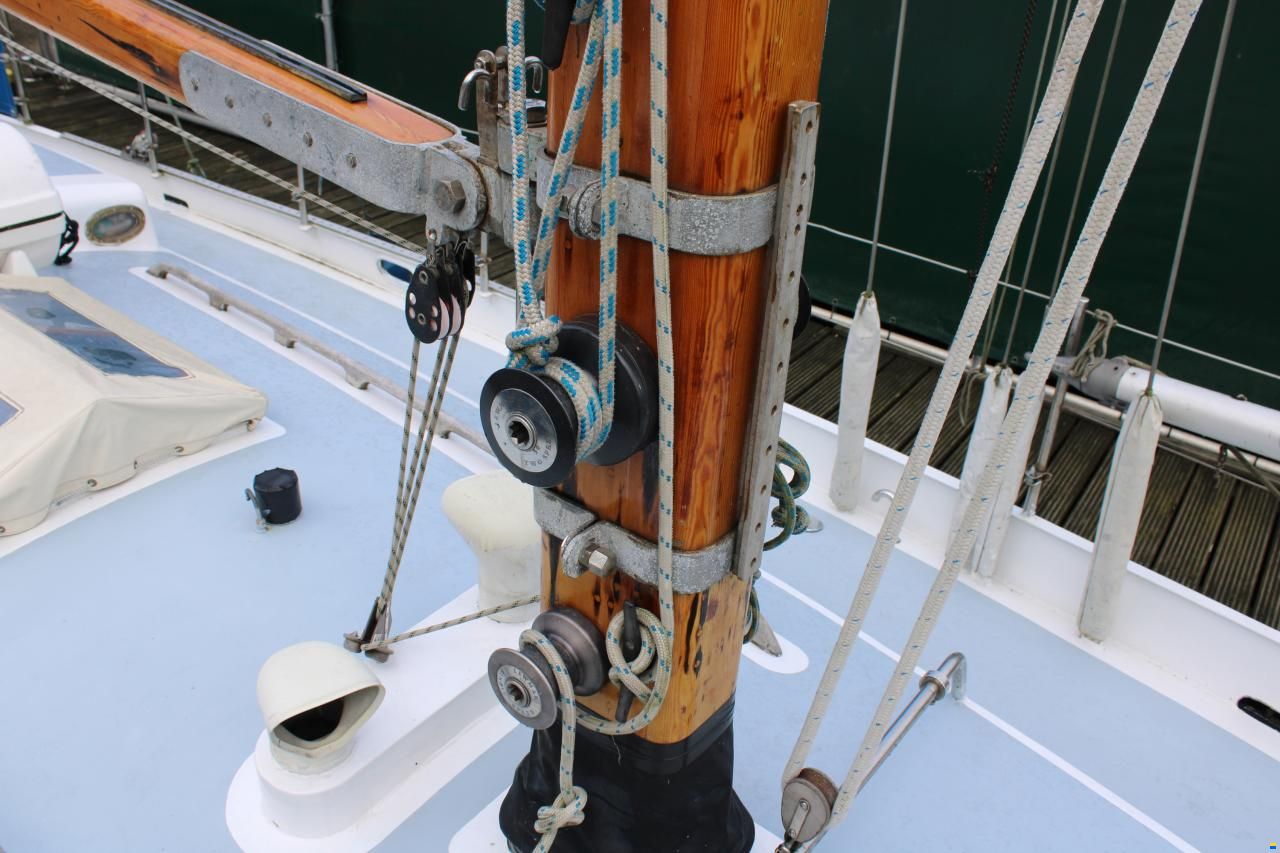 Baron van Ho&euml;vell-One Off Ketch
