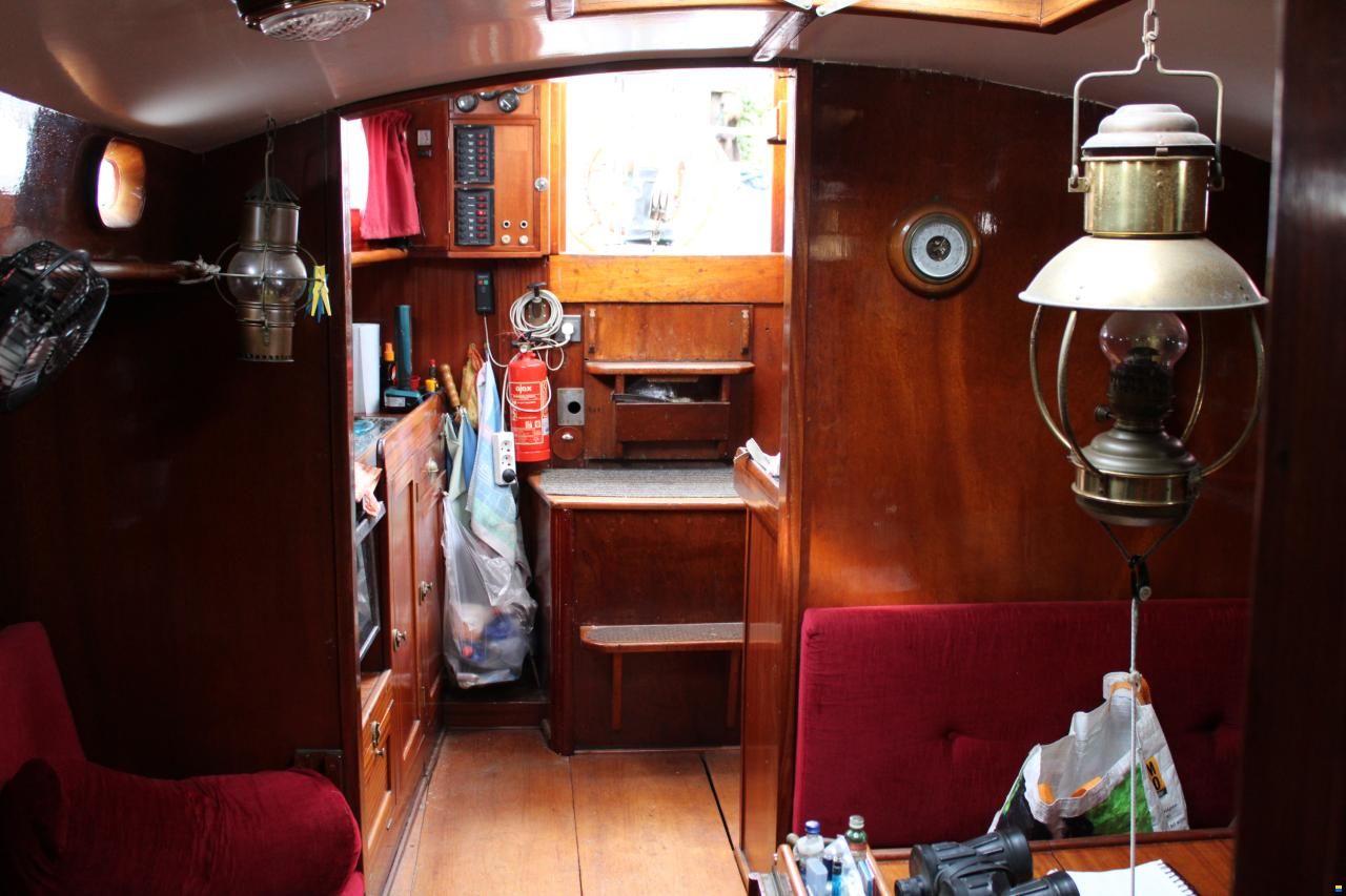 Baron van Ho&euml;vell-One Off Ketch