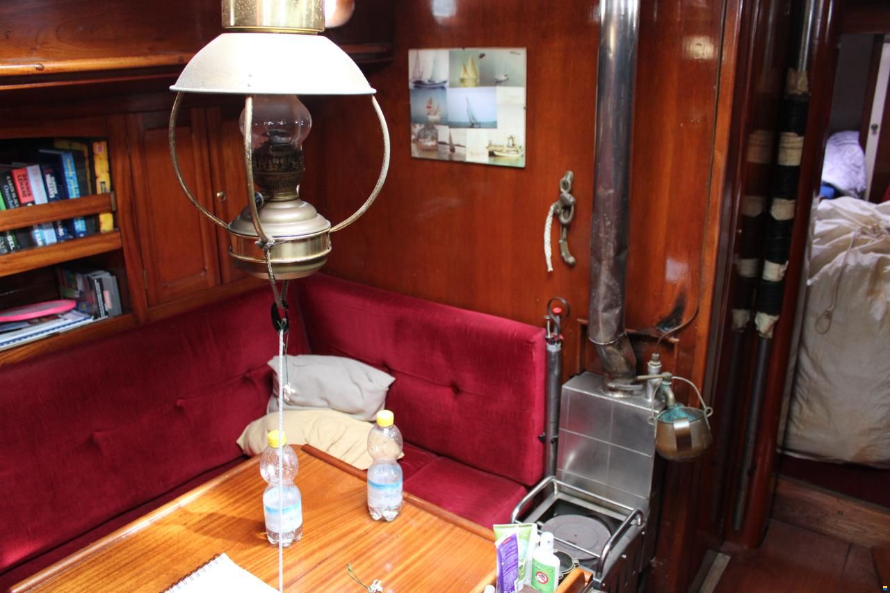 Baron van Ho&euml;vell-One Off Ketch