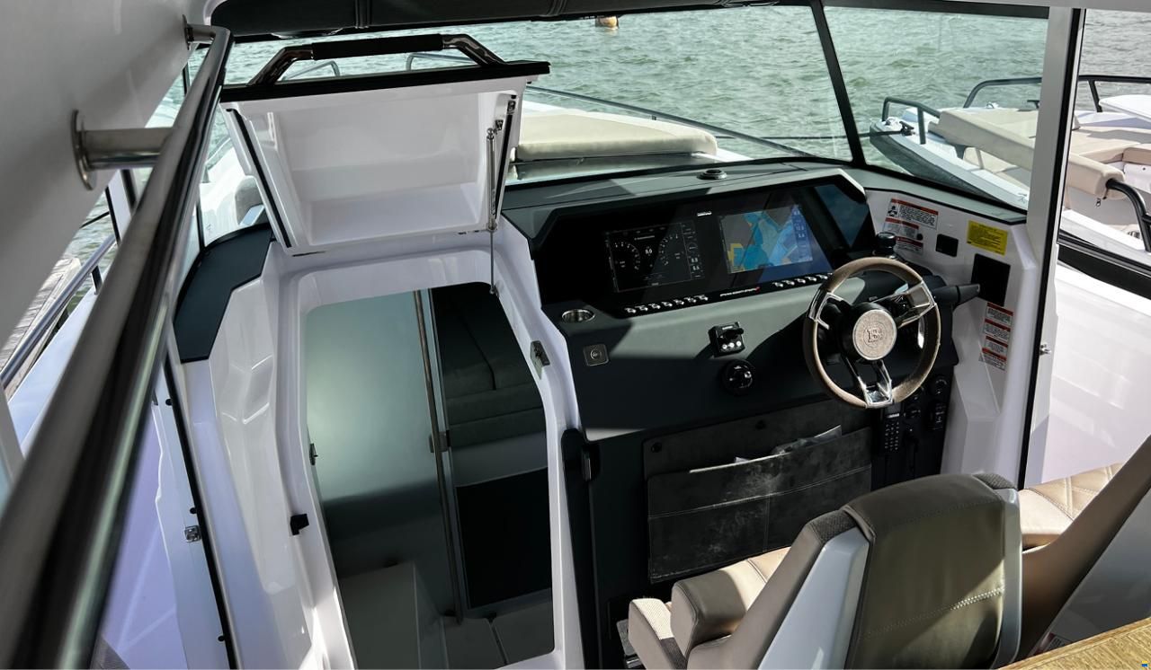 Axopar 37 XC BRABUS Line