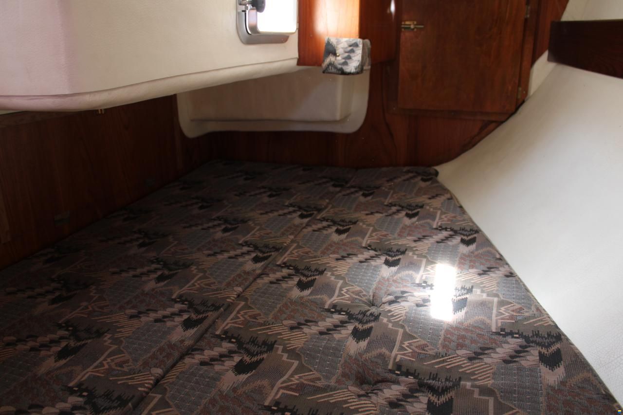 Beneteau 30.5 First