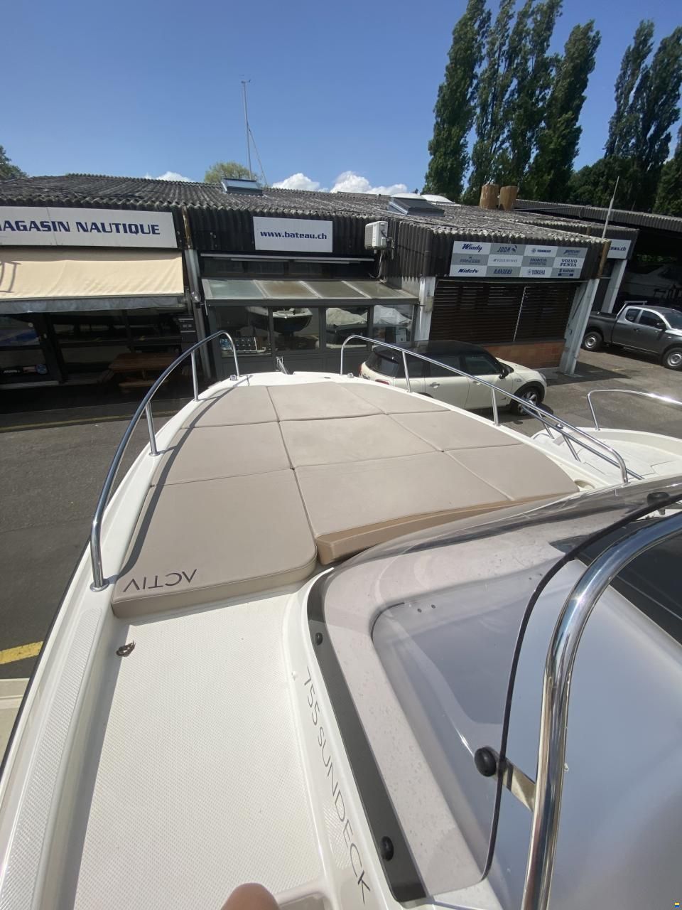 Quicksilver Active 755