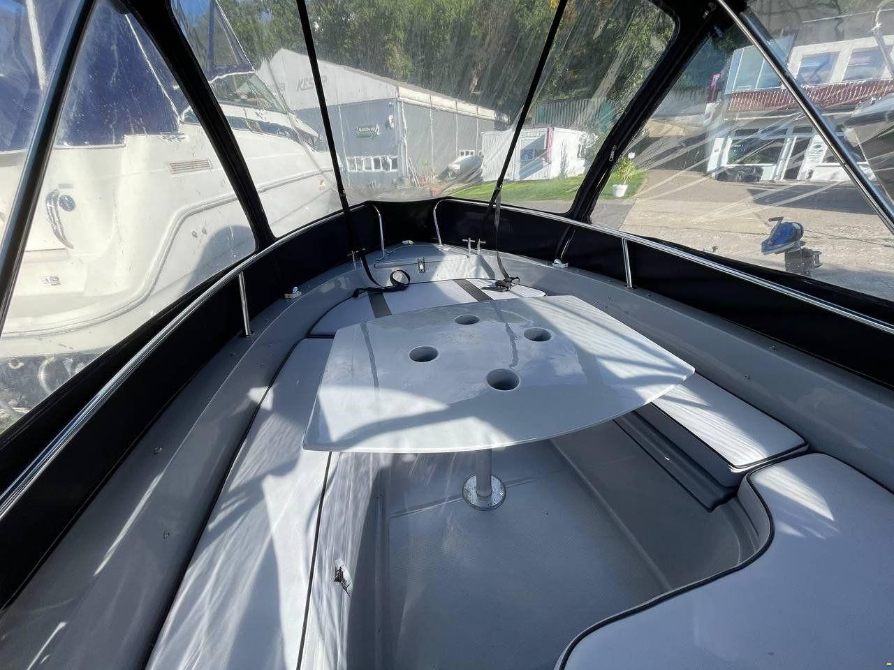 TEAM BOAT - QUICKSILVER 520