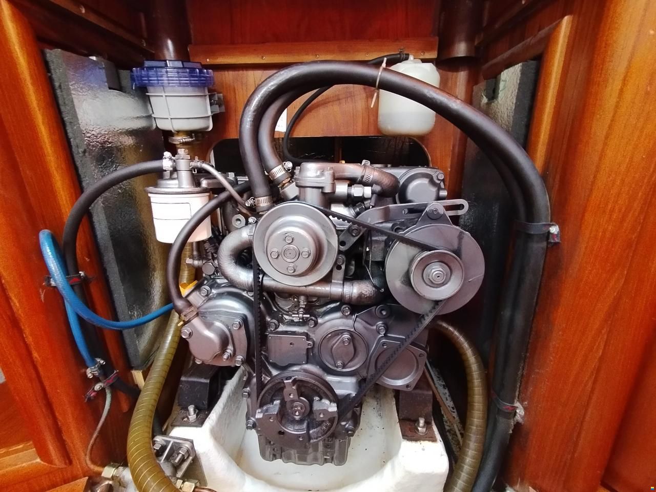 Elan 381
