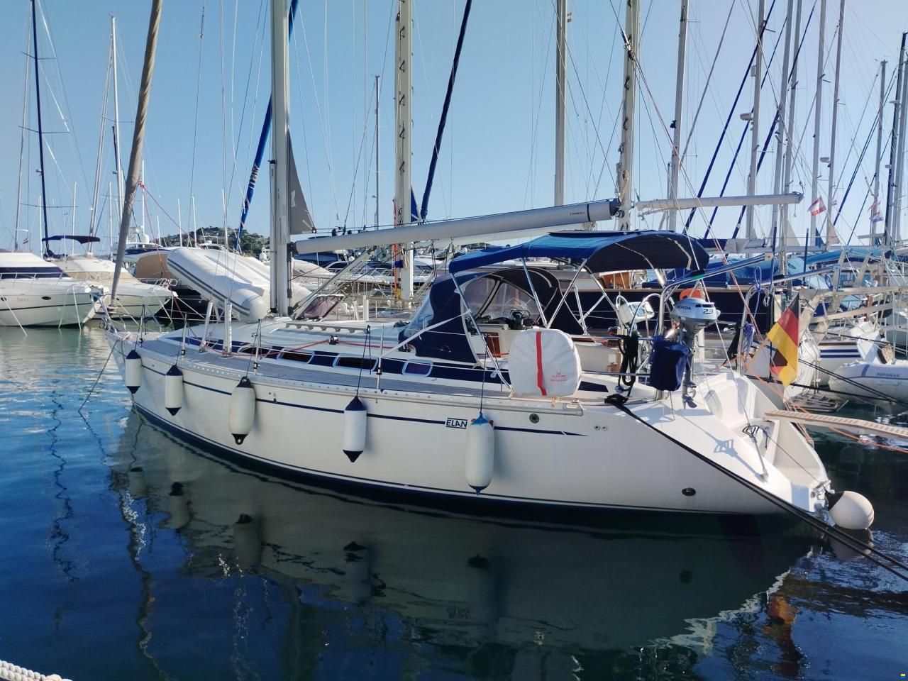 Elan 381