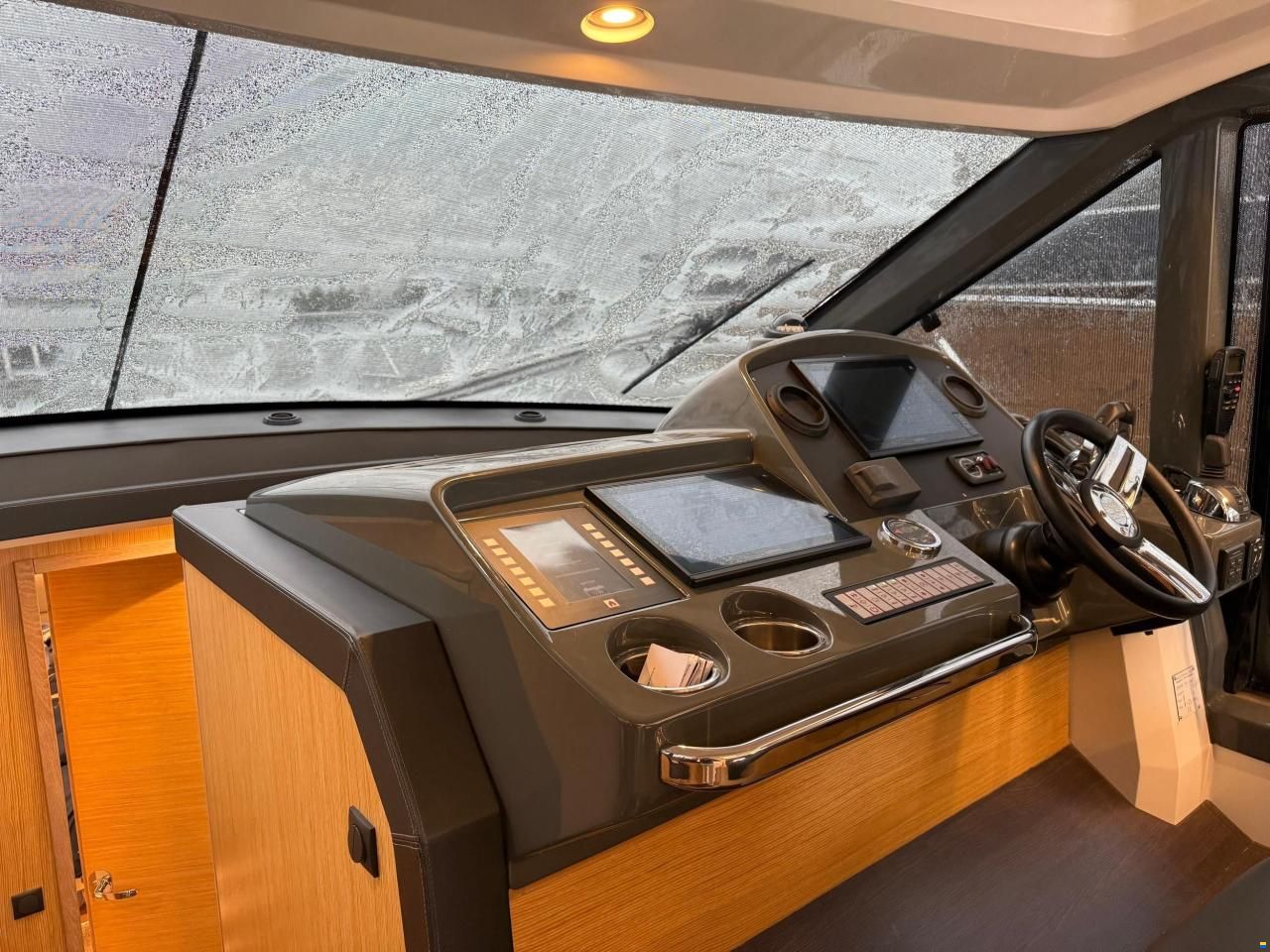 Bavaria R40 Coupe