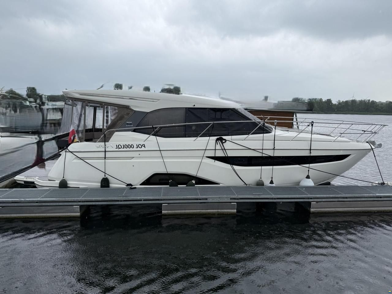 Bavaria R40 Coupe