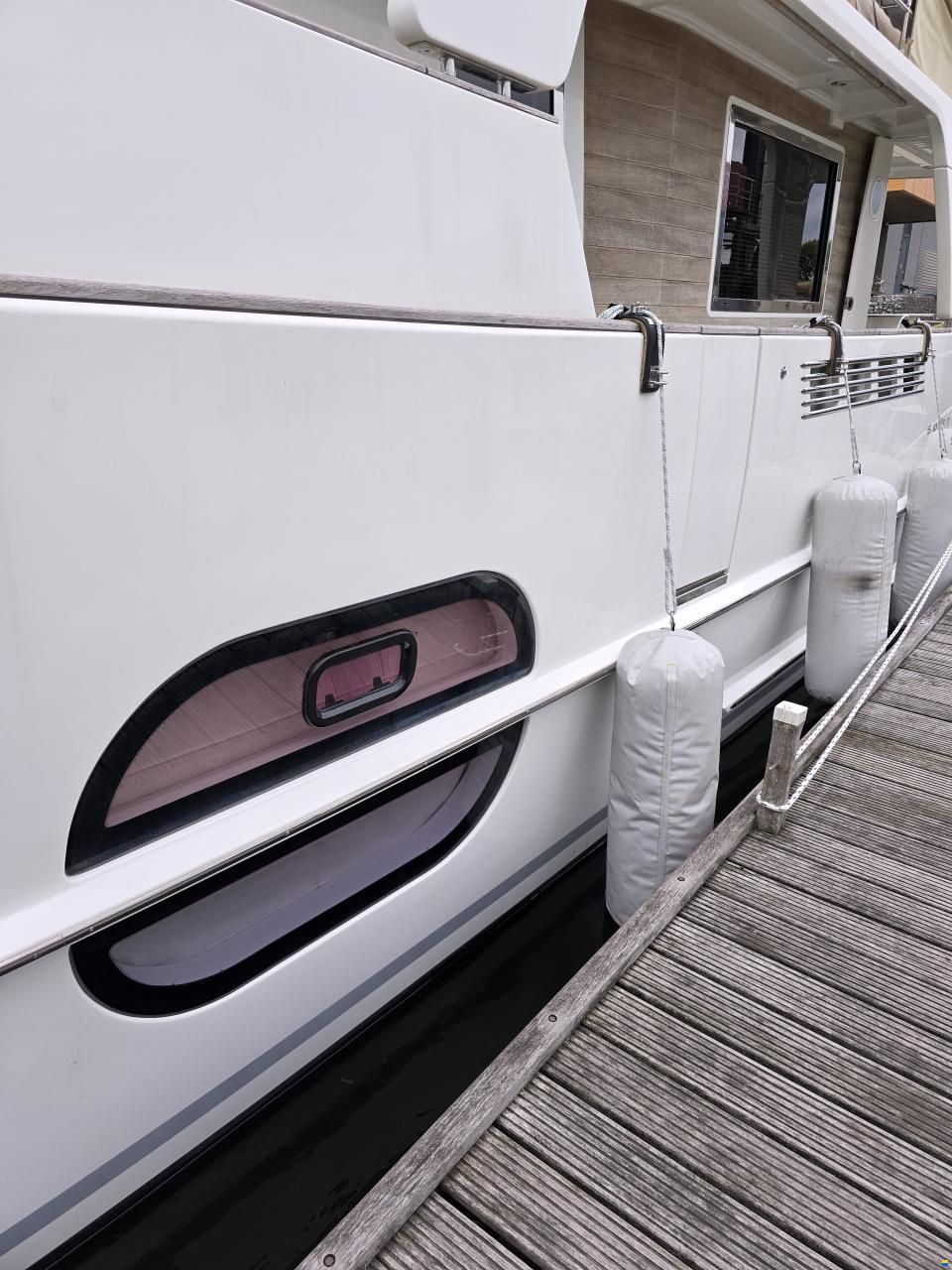 Beneteau Swift Trawler 52