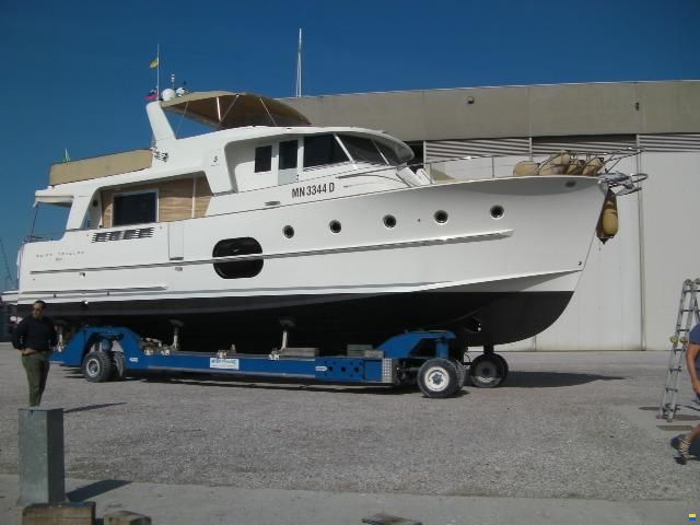 Beneteau Swift Trawler 52