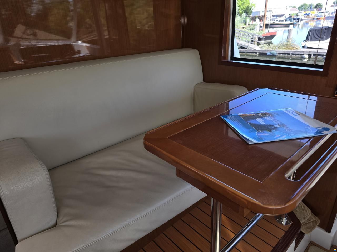 Beneteau Swift Trawler 52