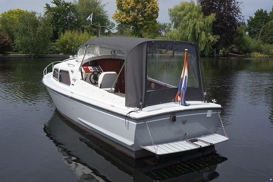 Waterland 700