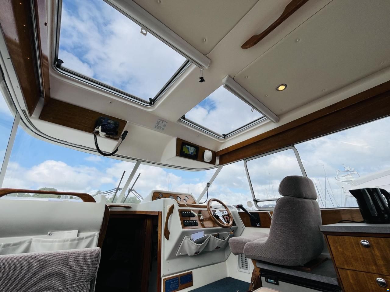 Nimbus 310 Coupe