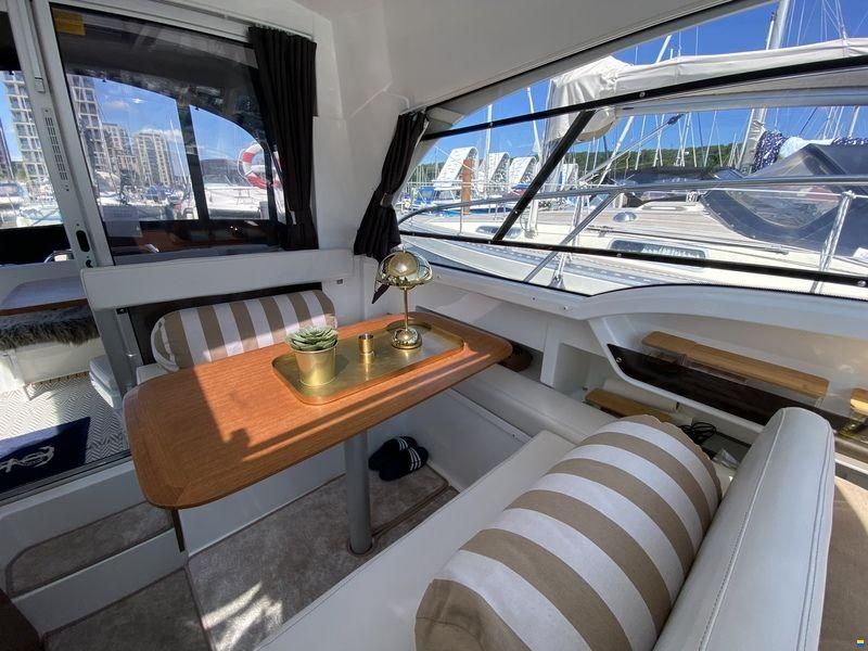 Beneteau Antares 8