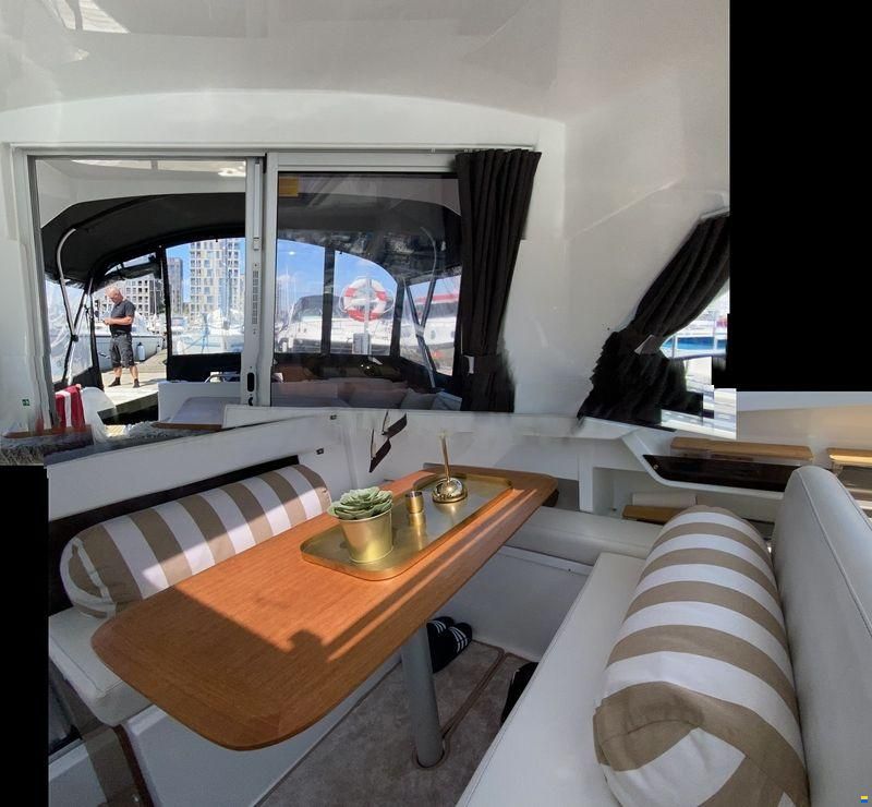 Beneteau Antares 8