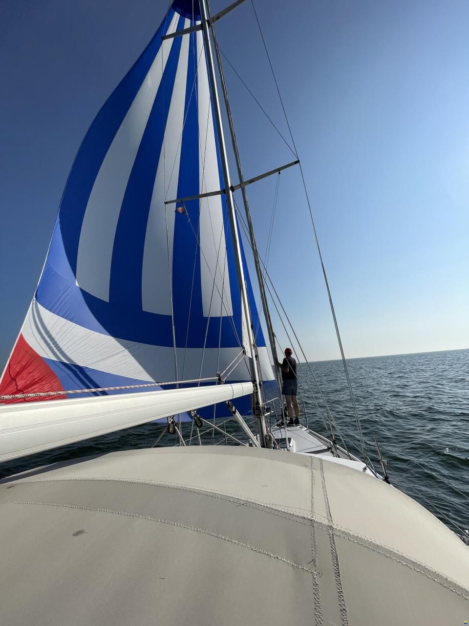 Marine Projects Moody Eclipse 33