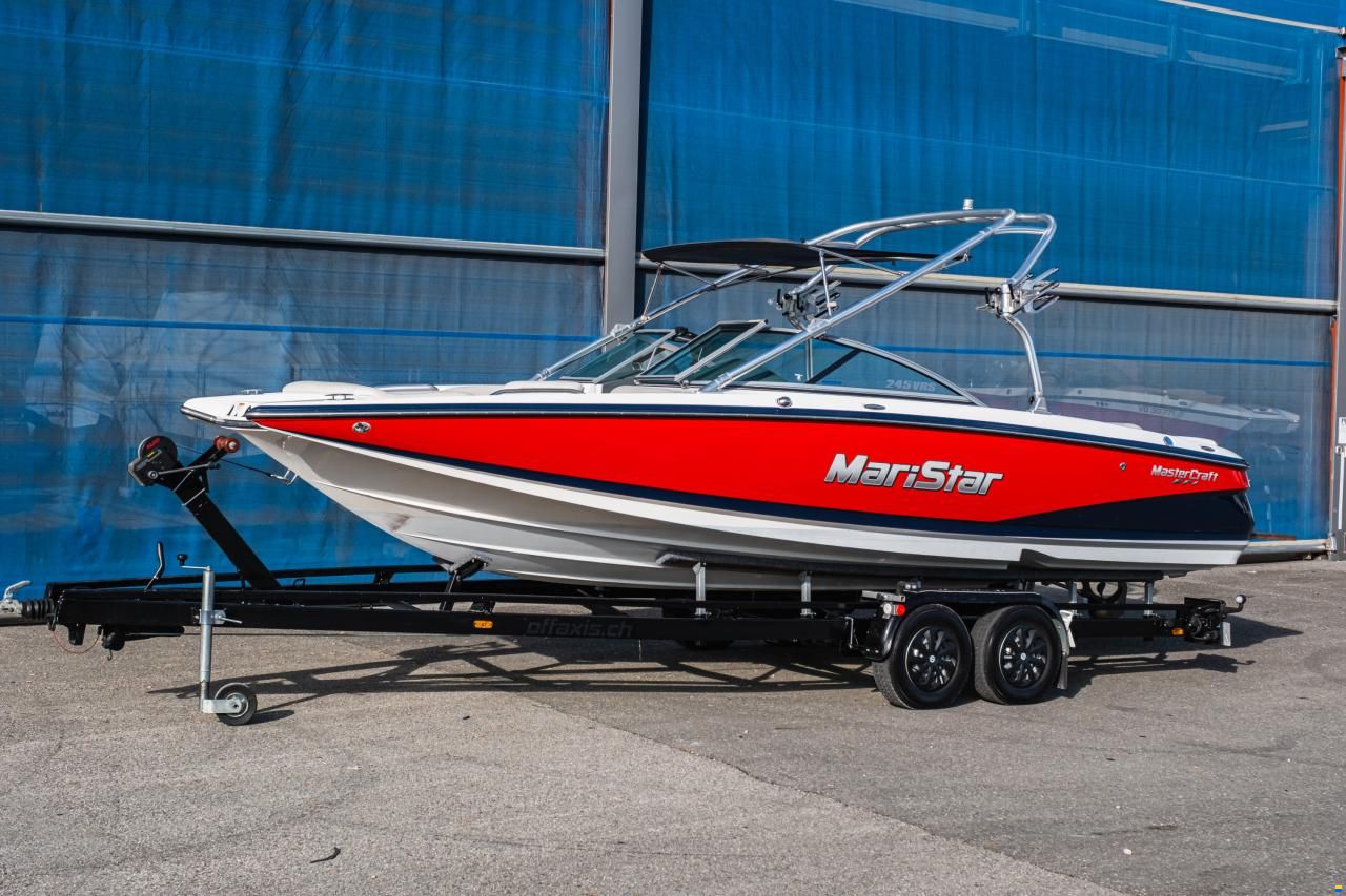 MasterCraft X45 | 2005 | rouge - navy