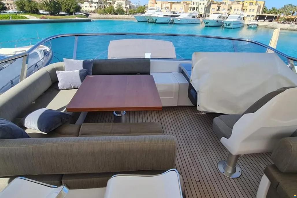 Azimut 80