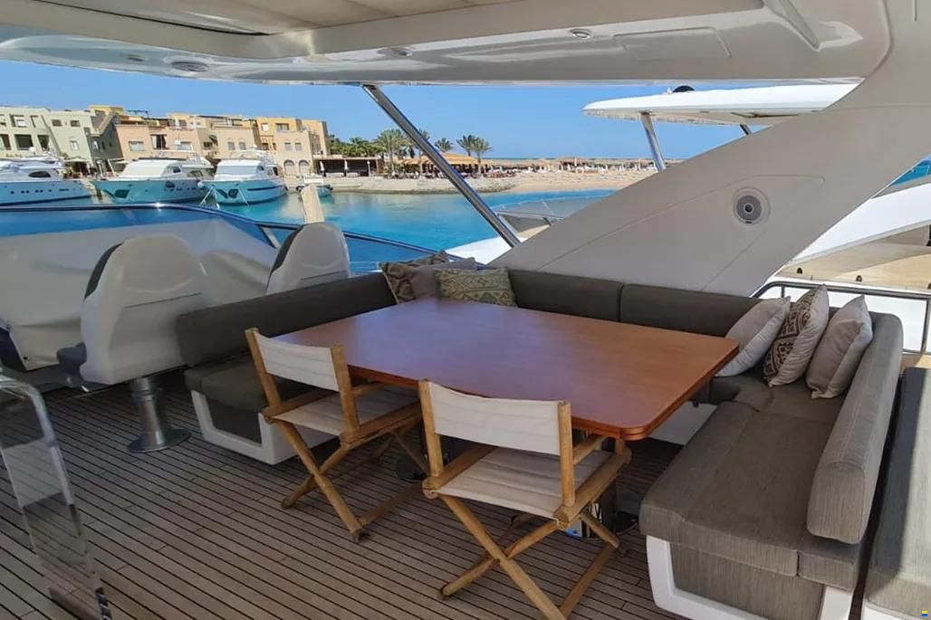 Azimut 80