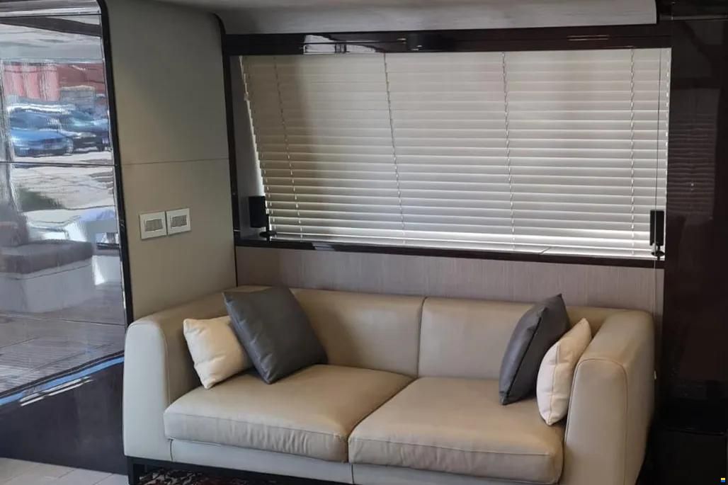 Azimut 80
