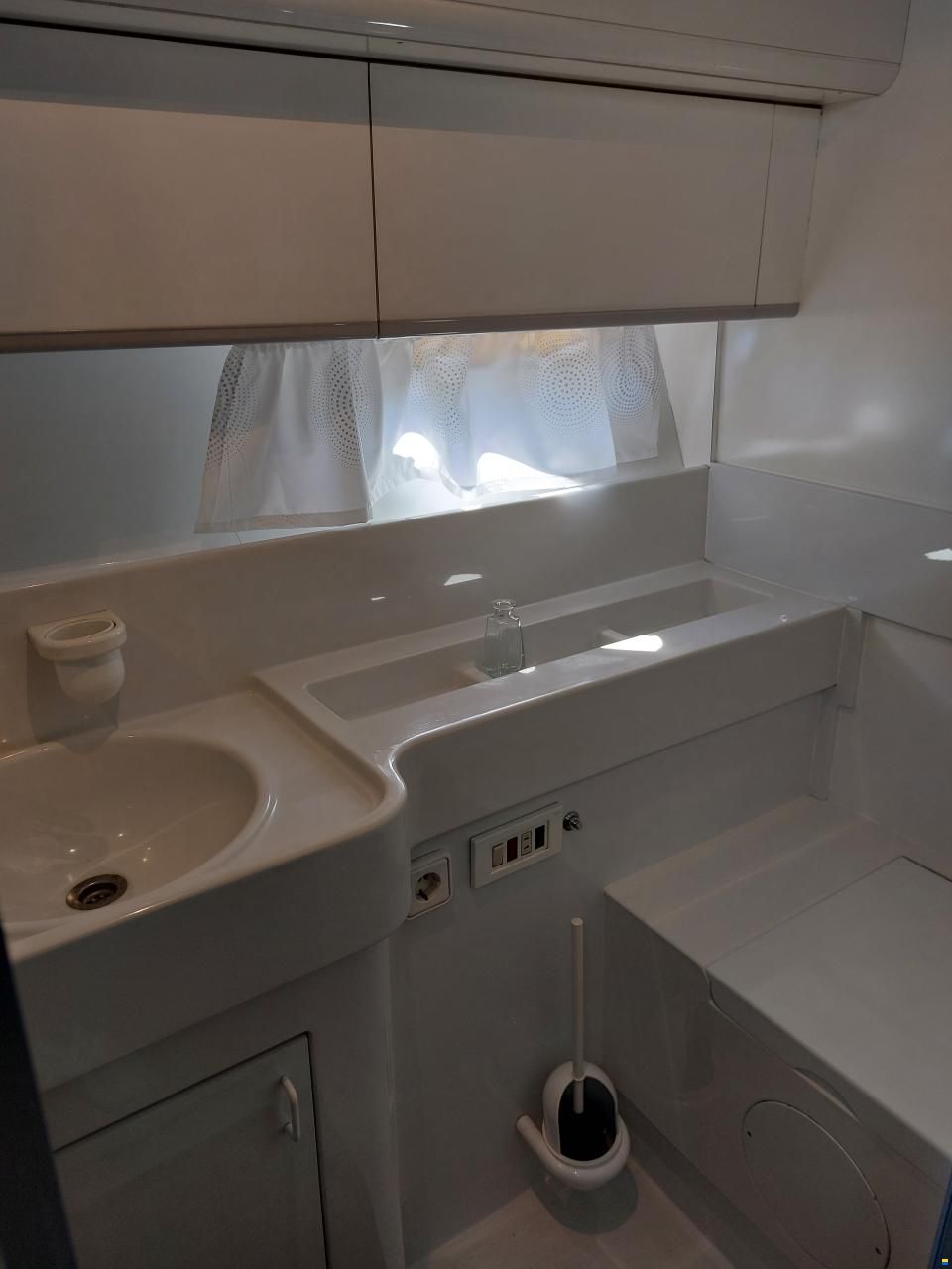 Mochi Craft Europa 40