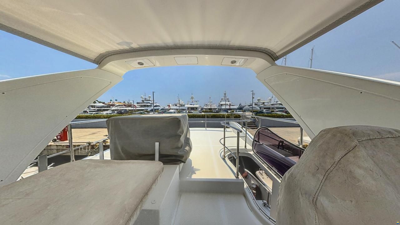 Azimut 50