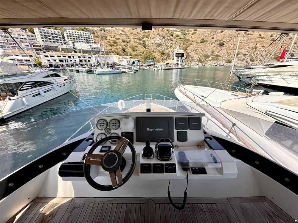 Sealine F450