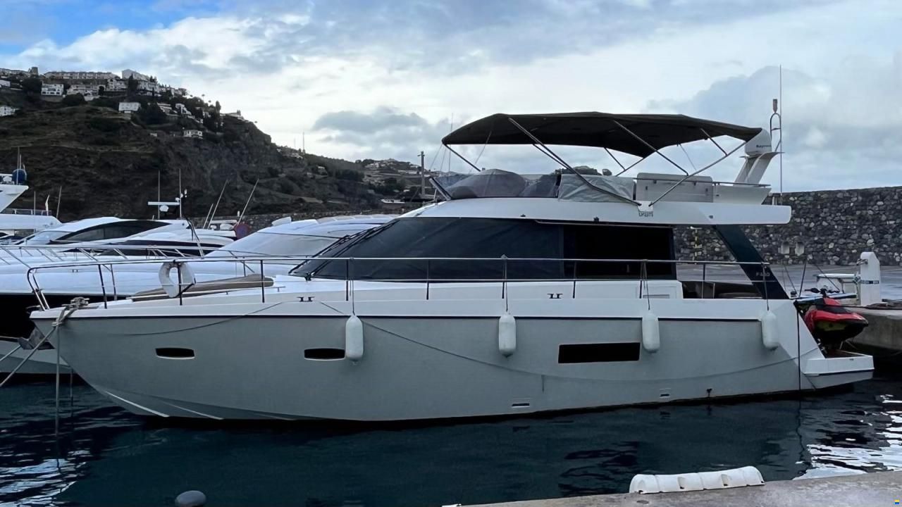 Sealine F450