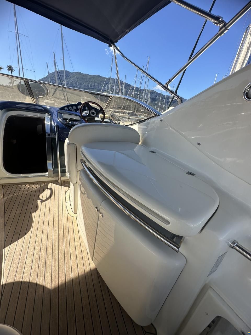 Atlantis 42