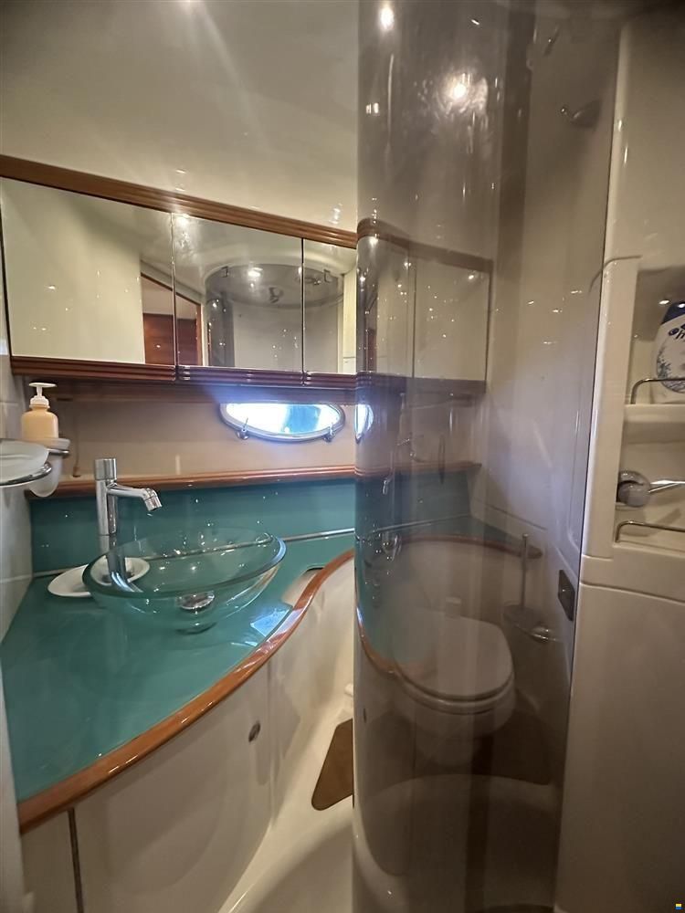 Atlantis 42