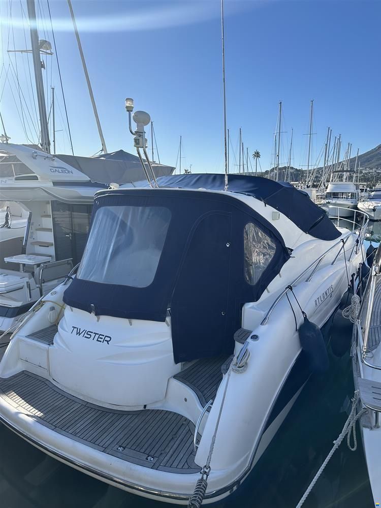 Atlantis 42