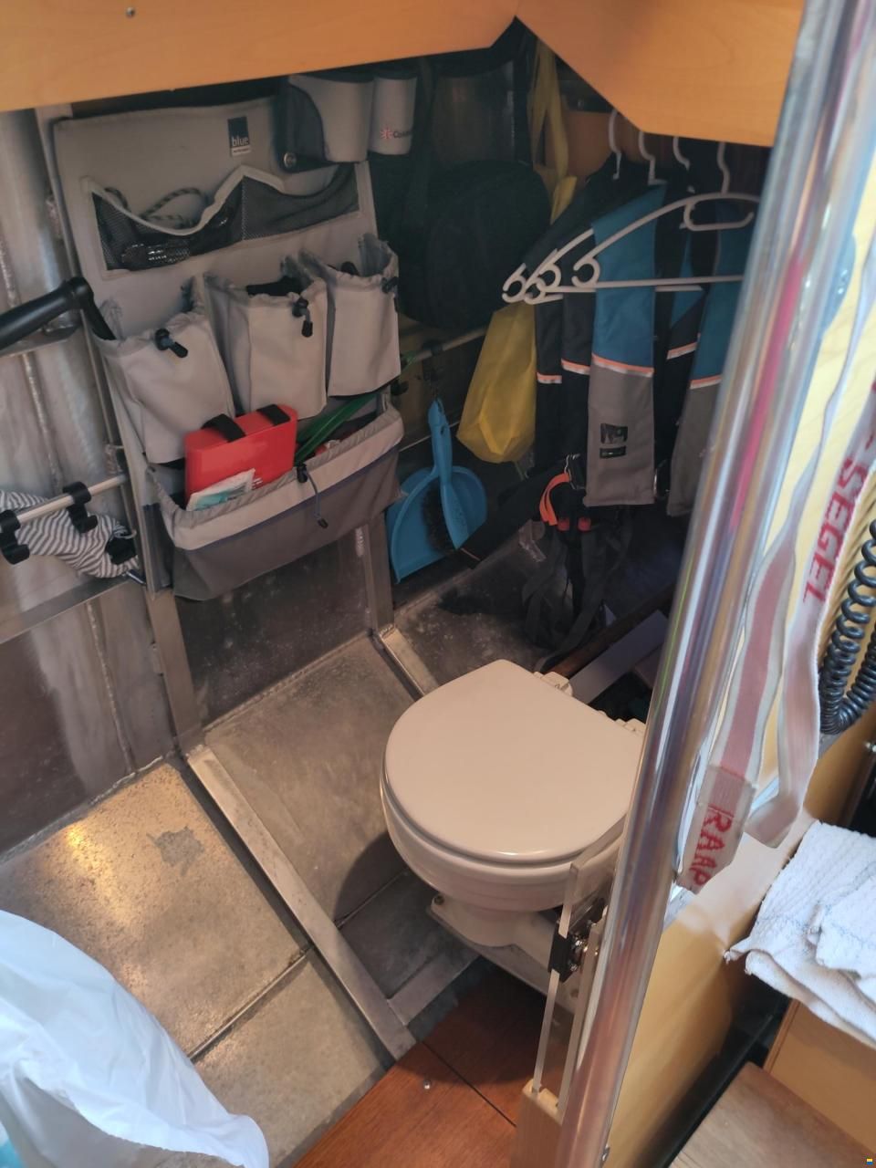 Blank Yacht Design Pure Alu