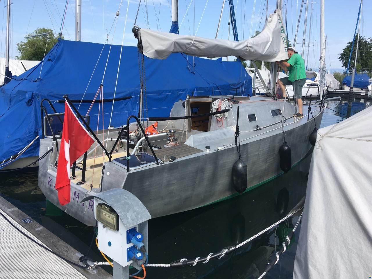 Blank Yacht Design Pure Alu