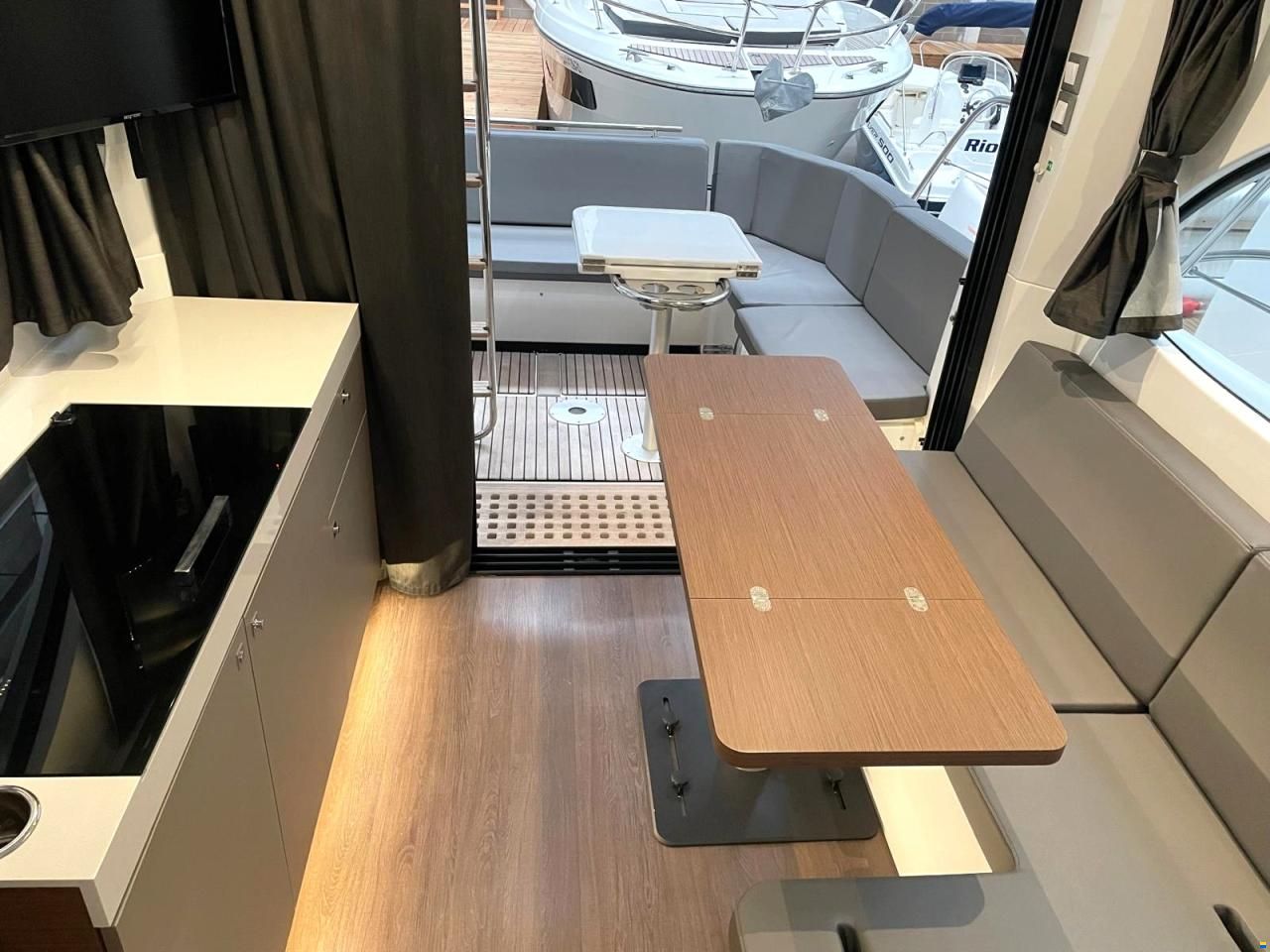 Beneteau Antares 11