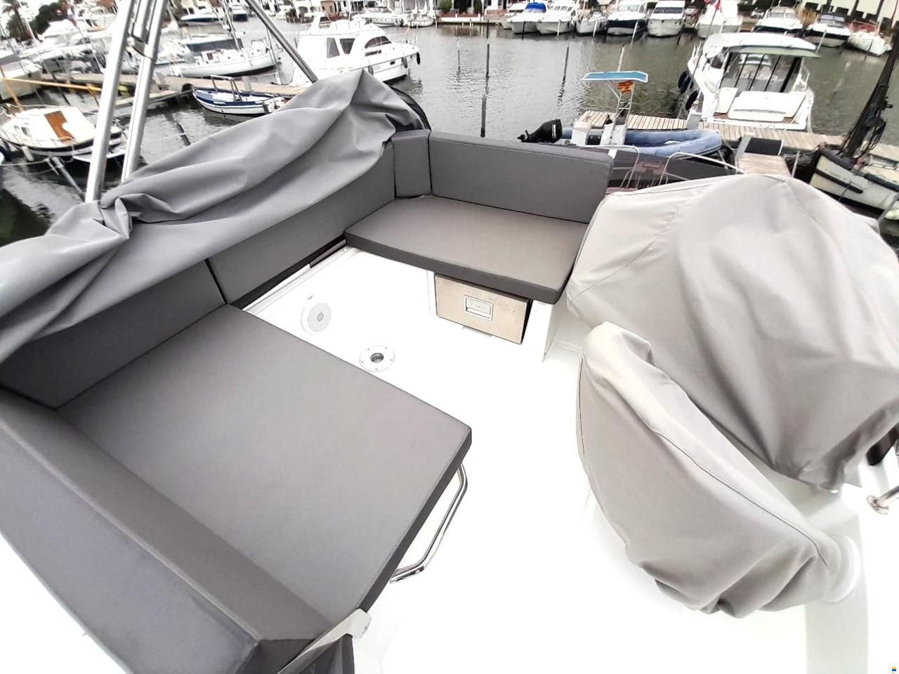Beneteau Antares 11