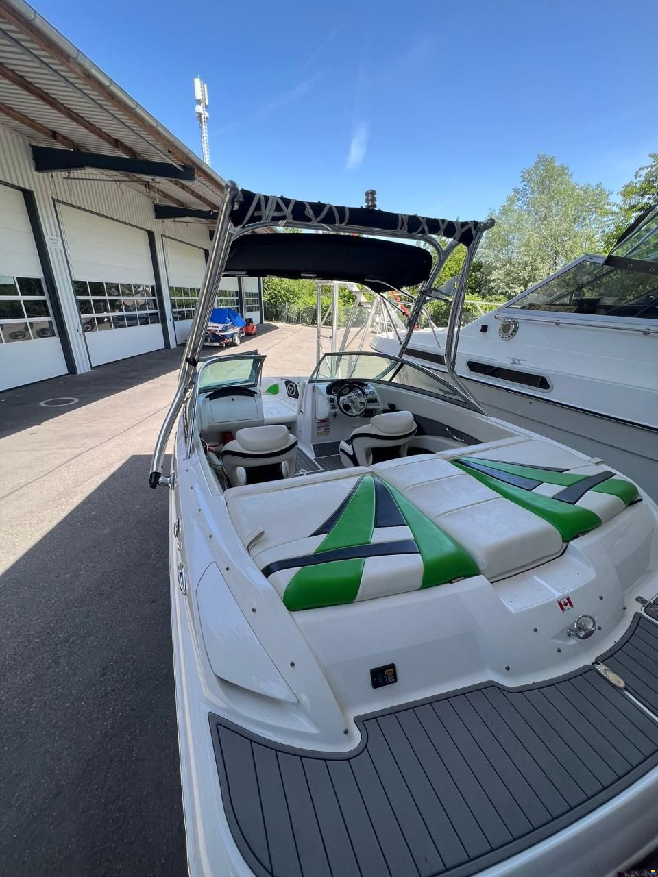 Champion Boats Chase 600 Bowrider