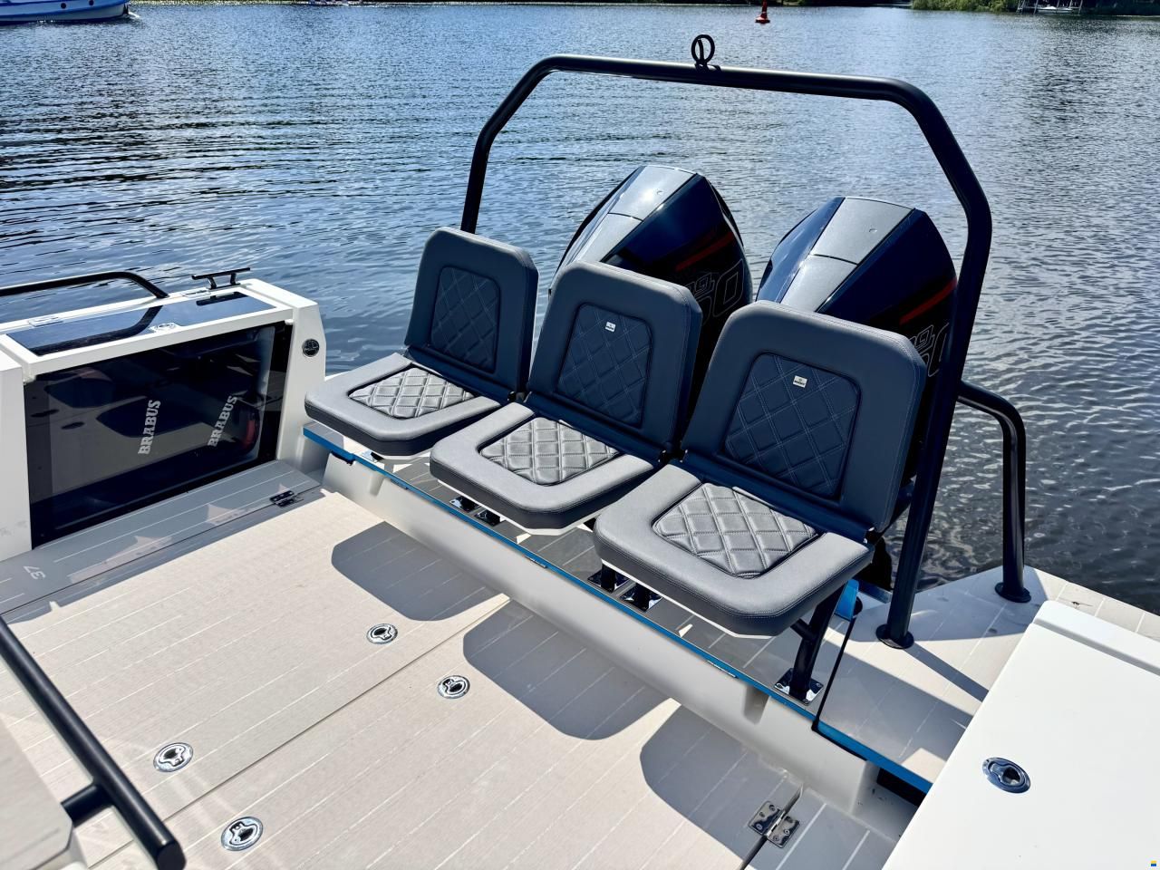Axopar 37 Cross Cabin Brabus Line