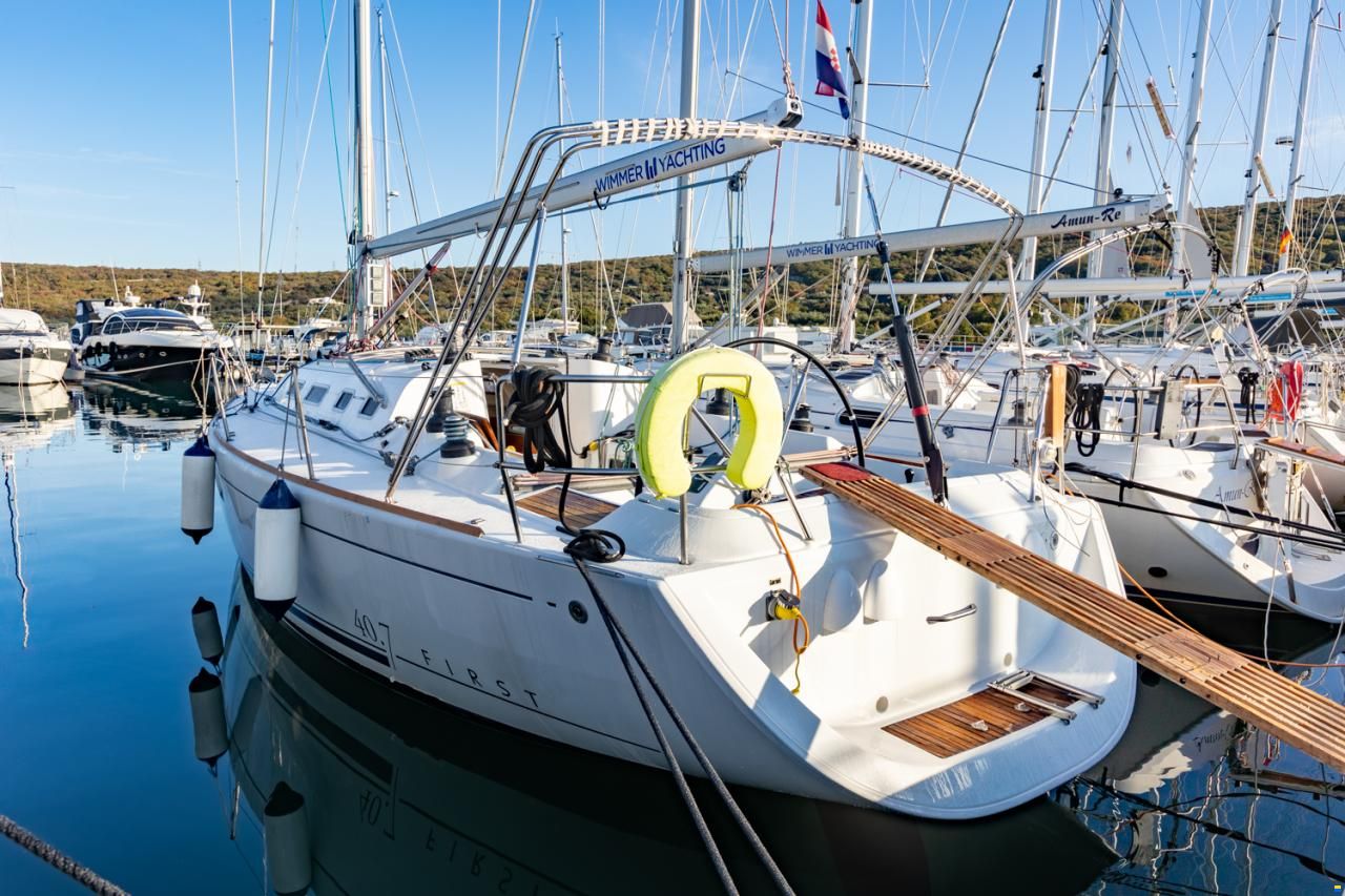 Beneteau First 40.7