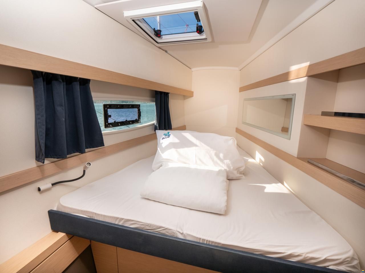 Fountaine Pajot Lucia 40