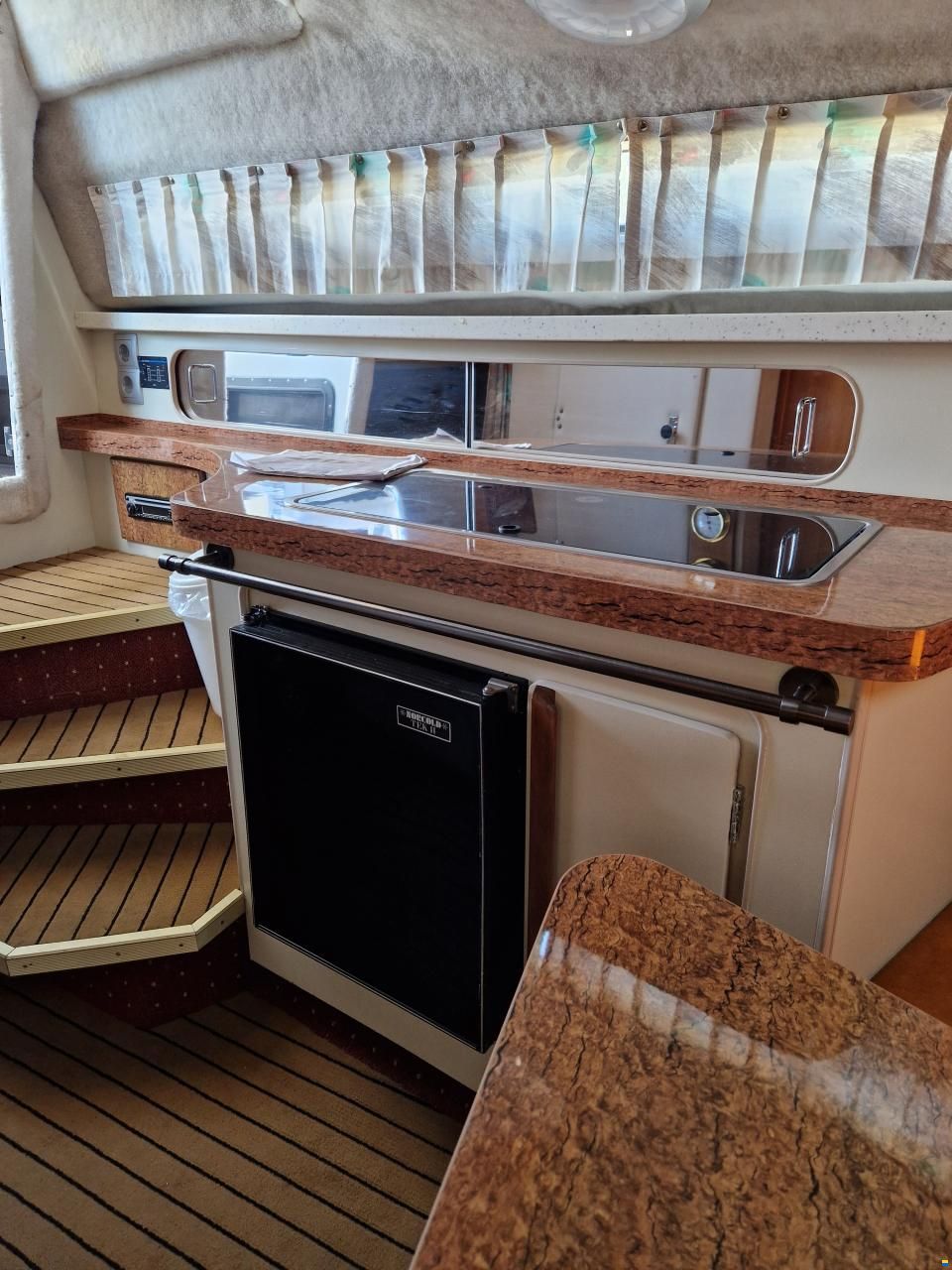 Carver 2175 Montego