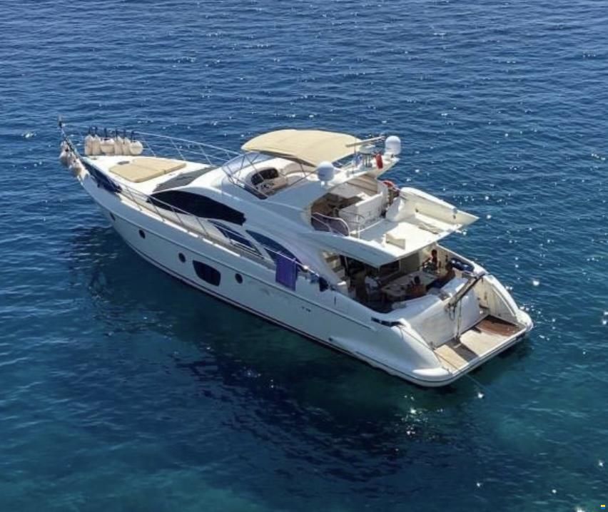 Azimut 62