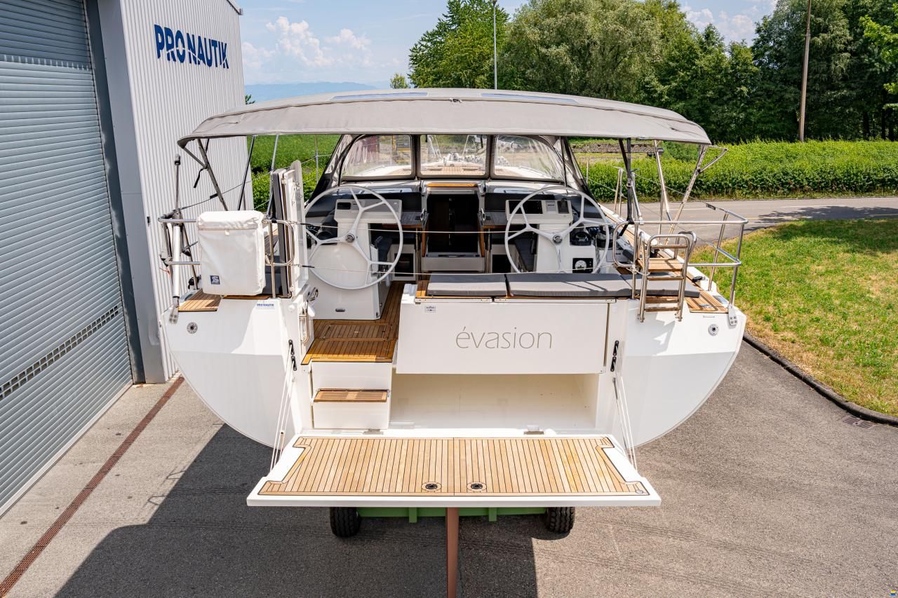 Bavaria C45 Style