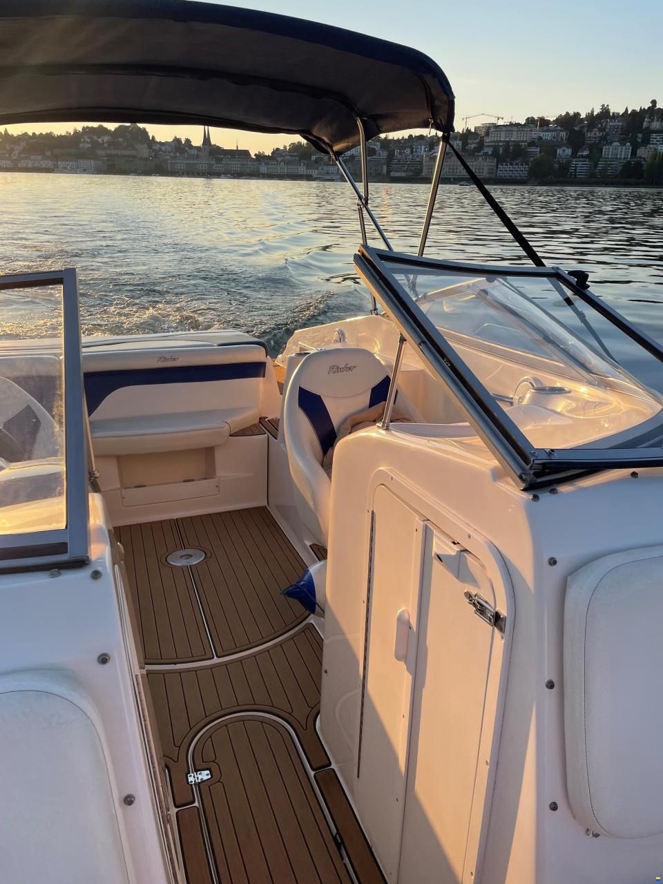Rinker 232 CAPTIVA
