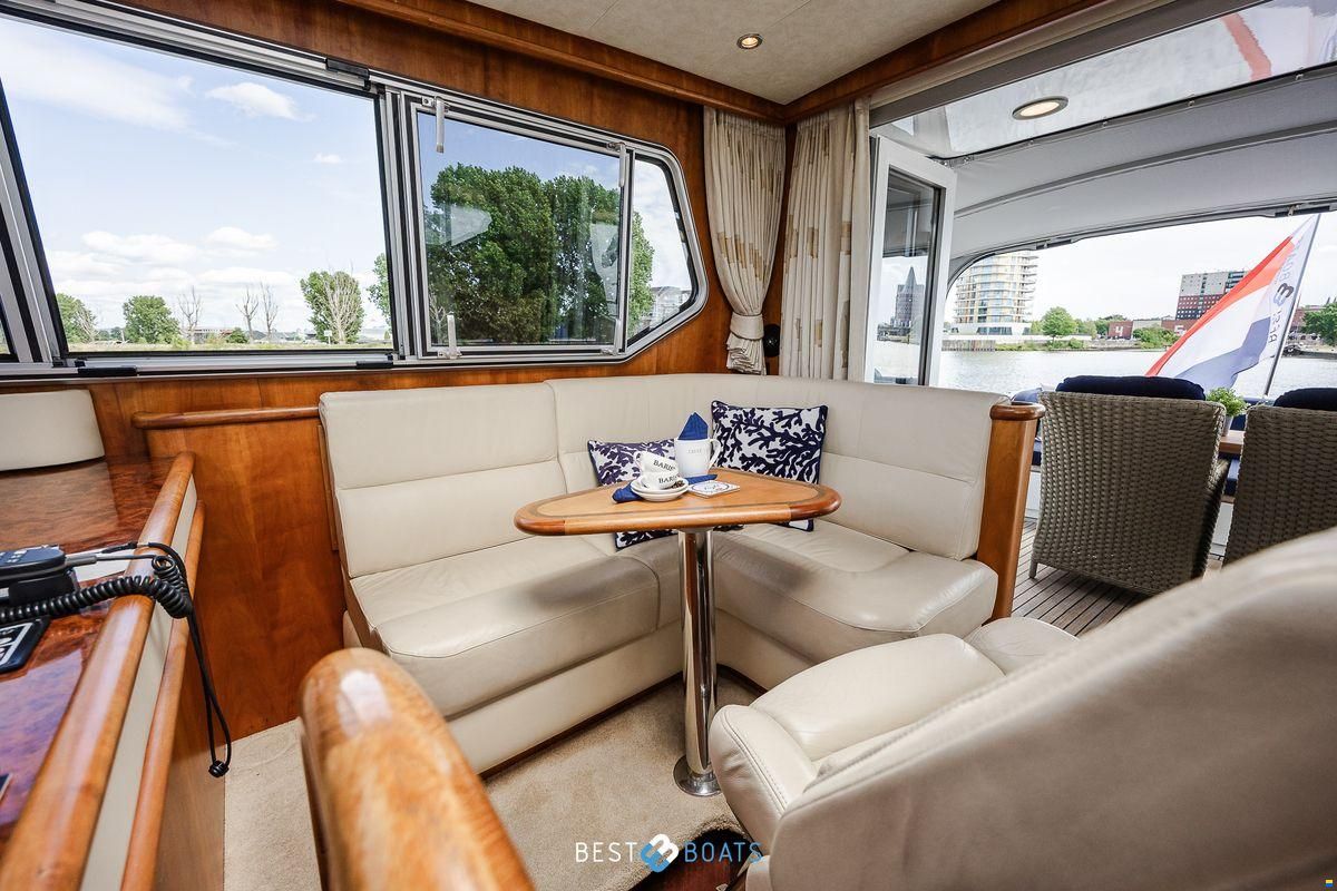 Van den Hoven Exclusive 1600